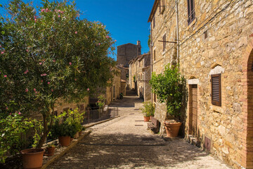 A street in the historic medieval village of Rocchette di Fazio near Semproniano in Grosseto Province, Tuscany, Italy
