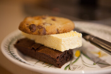 Cookie, Ice Cream, Brownie