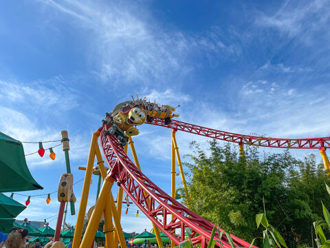 The Slinky Dog Dash Roller Coaster Ride In Toy Story Land