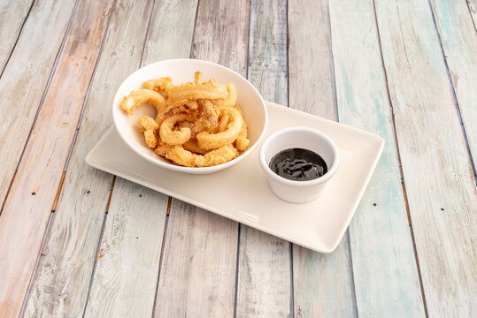 squid rabas in batter with sauce