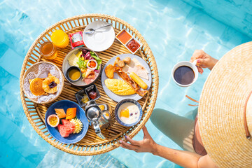 luxury floating breakfast eat in swimming pool
