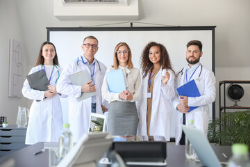 Fototapeta premium Team of doctors in modern clinic