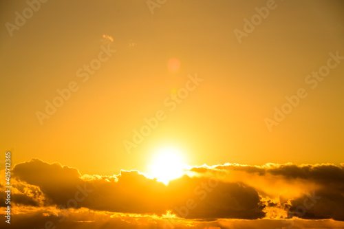 最高に美しい地平線夕焼け風景 雲の合間から夕焼けの光が差し込むイメージ 日本 熊本県年12月 The Most Beautiful Horizon Sunset Landscape Image Of Sunset Light Shining Through The Clouds Japan Kumamoto Prefecture December Wall Mural Korokichi Kun 最高に美しい地平線夕焼け風景 雲の合間から夕焼けの光が差し込むイメージ 日本 熊本県年12月 The Most Beautiful Horizon Sunset Landscape Image Of Sunset Light Shining Through The Clouds Japan Kumamoto Prefecture December Wall Mural Korokichi Kun