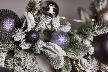 Christmas tree with black and silver balls