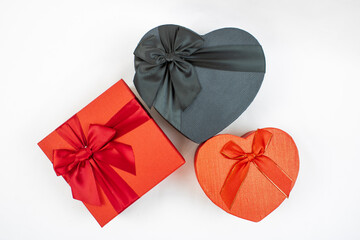 Valentine's day gift boxes with heart and square gift boxes, wedding anniversary gifts black and red square and heart boxes