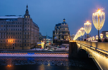 The view from the Moskvoretsky bridge in winter