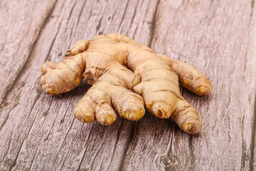 Natural organic raw ginger root