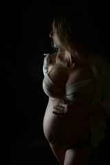 babybauch werdende mutter mama geburt baby