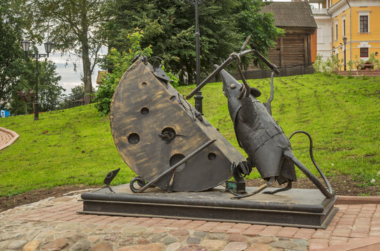 Sculpture of mouse with mousetrap in Myshkin. Russia