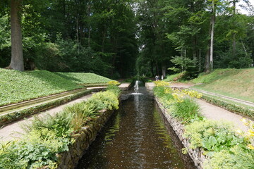 Ludwigsluster Kanal im Schlosspark Schloss Ludwigslust in Mecklenburg