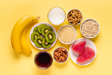 Food to help you fall asleep easily and quickly.