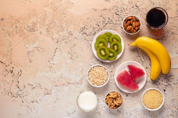 Food to help you fall asleep easily and quickly.