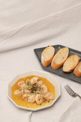 gambas al ajillo with baguette