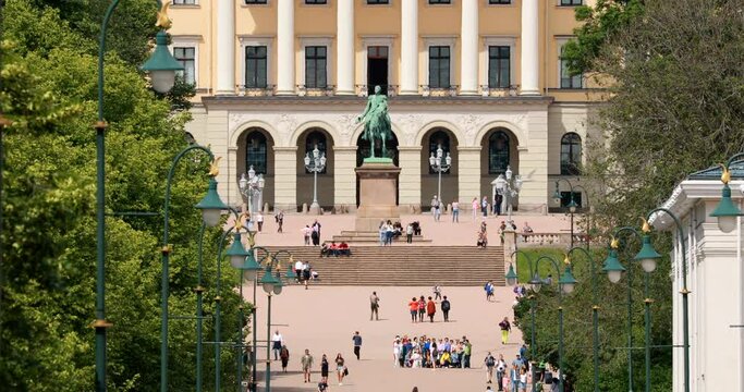 Oslo, Norway. People Walking Near Royal Palace (Det Kongelige Slott) In Oslo, The Capital Of Norway. 4K.