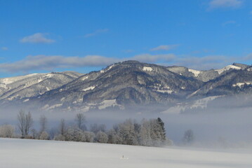 Fototapeta na wymiar Wintermorgen in den Ennstaler Alpen