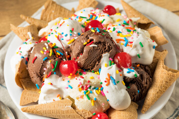 Homemade Ice Cream Sundae Nachos