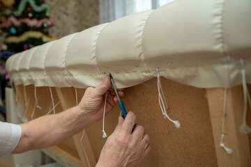 Repair soft furniture. Disassembly of the sofa. Diy. Professional furniture stretching