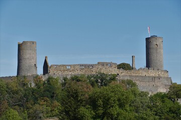 Fototapeta na wymiar Burg Münzenberg mit Landschaften der Wetterau