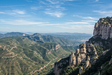 Monserrat. Rutas por la montaña. Paisajes y vistas de Cataluña 