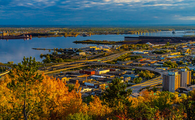 PHOTOS OF ST LOUIS BAY IN DULUTH MINNESOTA SHOT FROM SKYLINE TRAIL INCLUDES FALL  COLORS - obrazy, fototapety, plakaty