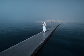 여인(적외선 사진)