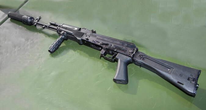 5.45mm assault rifl  with body kit