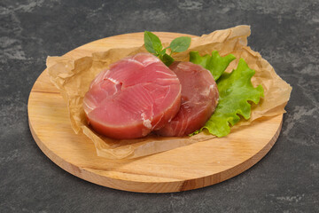 Raw tuna round steak for grill
