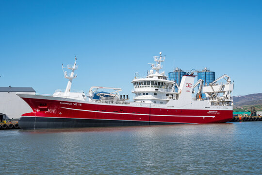 รูปภาพTrawler – เลือกดูภาพถ่ายสต็อก เวกเตอร์ และวิดีโอ64,410 | Adobe Stock