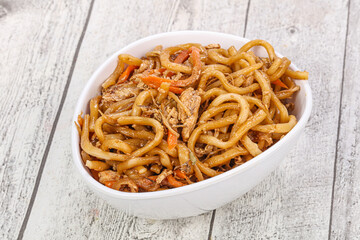 Wok with chicken and vegetables