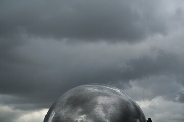 Dome, grey sky, reflctive glass, mirror, sky 