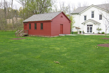 Fototapeta na wymiar red farm building