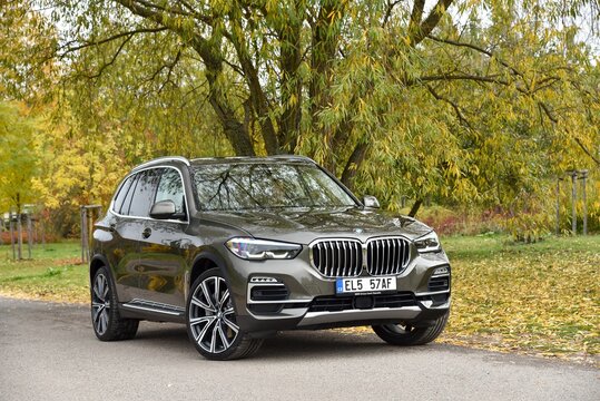 BMW X5 45e. Plug-in hybrid. Main view. 10-27-2020, Prague, Czech Republic.