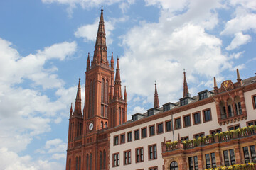 Fototapeta na wymiar Kirche + Rathaus