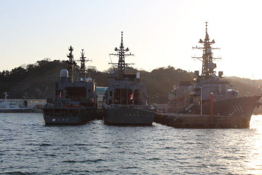 イージス艦 護衛艦 海上自衛隊 横須賀基地 あたご型 こんごう型 Aegis warship JMSDF Navy Yokosuka Base 
