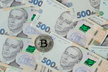 bitcoin against the background of the ukrainian hryvnia
