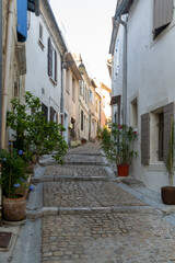 Fototapeta na wymiar the houses in Arles, southern France