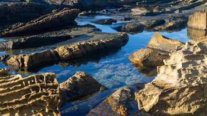 Fototapeta na wymiar image water under rocks HD in the sea