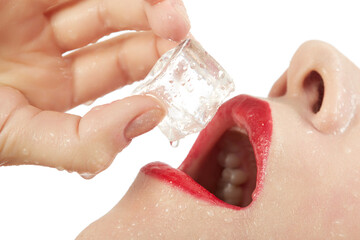 Fototapeta premium ice in mouth