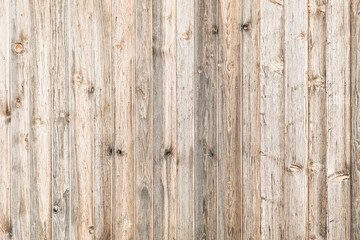Helle, braune natürliche Holztextur. Holzbretter mit Nägeln als Hintergrund. Raue Beschaffenheit von Materialien.