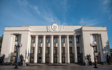 Obraz premium Kiev, Ukraine - June 13, 2020: Building of Ukrainian Parliament or Verhovna Rada in Kyiv. 