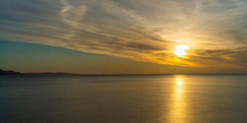 Fototapeta premium sunrise over the sea