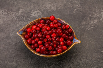 Sweet and tasty cranberry in the bowl