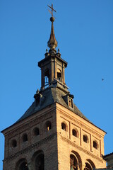 Fototapeta premium Torre de Iglesia en Segovia, España