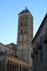 Fototapeta na wymiar Torre de la Iglesia de San Vicente, Segovia