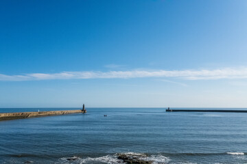 Obraz premium Tynemouth UK - 29th Sept 2020: Tynemouth Harbour and Tyne River estuary