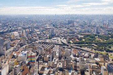 Fototapeta na wymiar Municipal market and Dom Pedro park in downtown São Paulo seen from above, Brazil