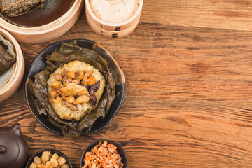 Steamed chicken with lotus leaf sticky rice