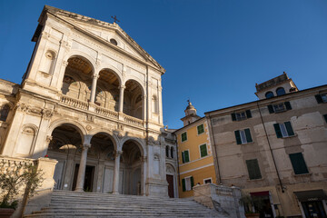 La cattedrale dei Santi Pietro e Francesco a Massa in Toscana