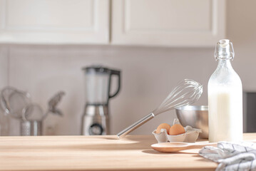 Table de cuisine pour faire de la pâtisserie 