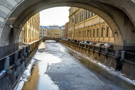 City landscape with a winter groove in St. Petersburg in the month of February